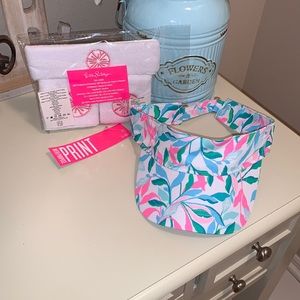 Lilly Pulitzer Resort Holding Tennis set 🏓